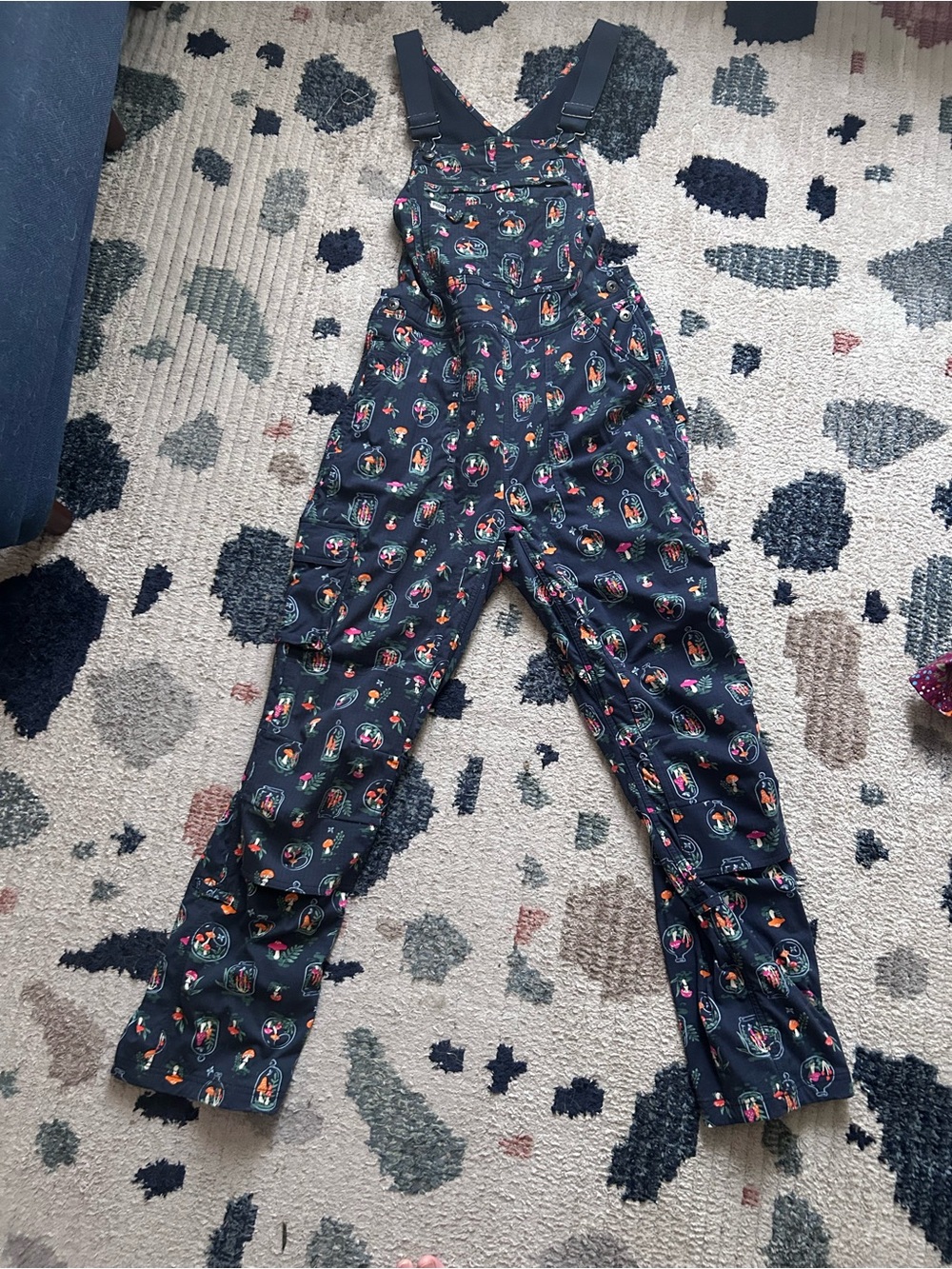 Limited Duluth Trading Co Lined Heirloom Gardening Overalls Mushroom Print - Picture 5 of 9